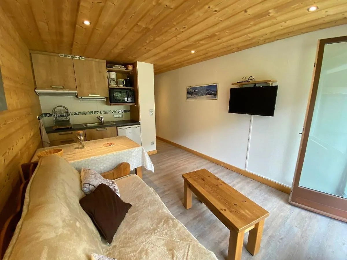 Studio Cabine Renove Avec Balcon Pres Des Pistes Et Village A La Clusaz - Fr-1-459-194 Frankrike